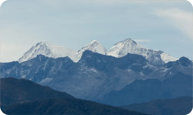 Picos de la Sierra Nevada0